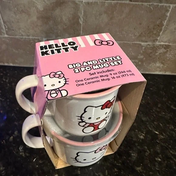 ONLY 1 LEFT FIRST OFFER GETS IT Hello Kitty Mug Set - Picture 2 of 2
